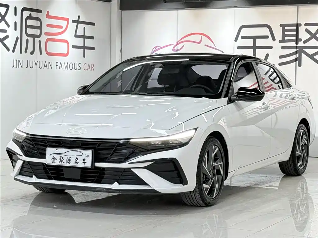 Elantra 2023 1.5L CVT LUX Prestige Edition