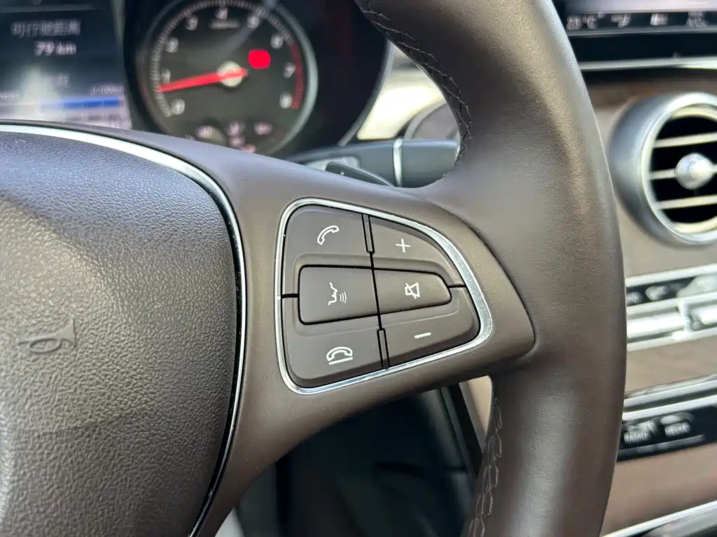Mercedes-Benz GLC 2017 GLC 300 4MATIC Dynamic Edition