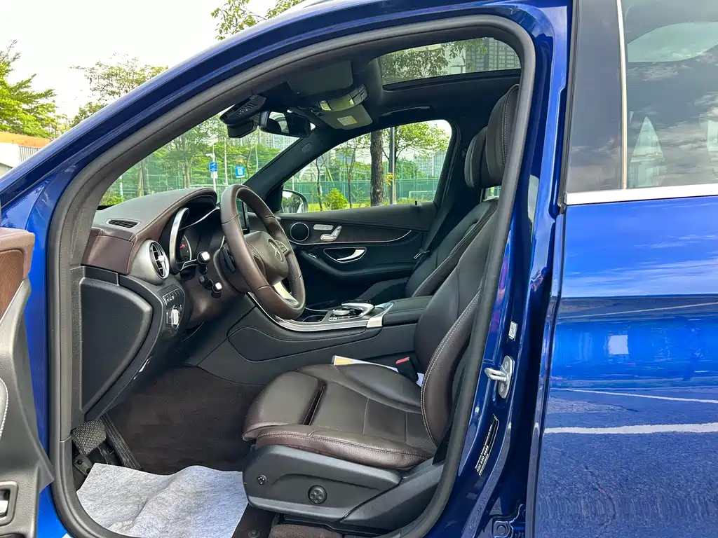 Mercedes-Benz GLC 2017 GLC 300 4MATIC Dynamic Edition