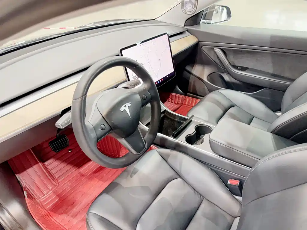 Model 3 Standard Range Rear-Wheel Drive Upgrade Version 2020