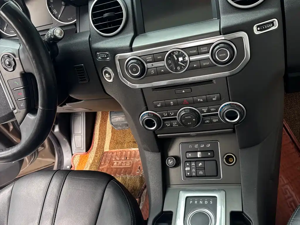 Discovery 2015 3.0 SDV6 HSE Diesel