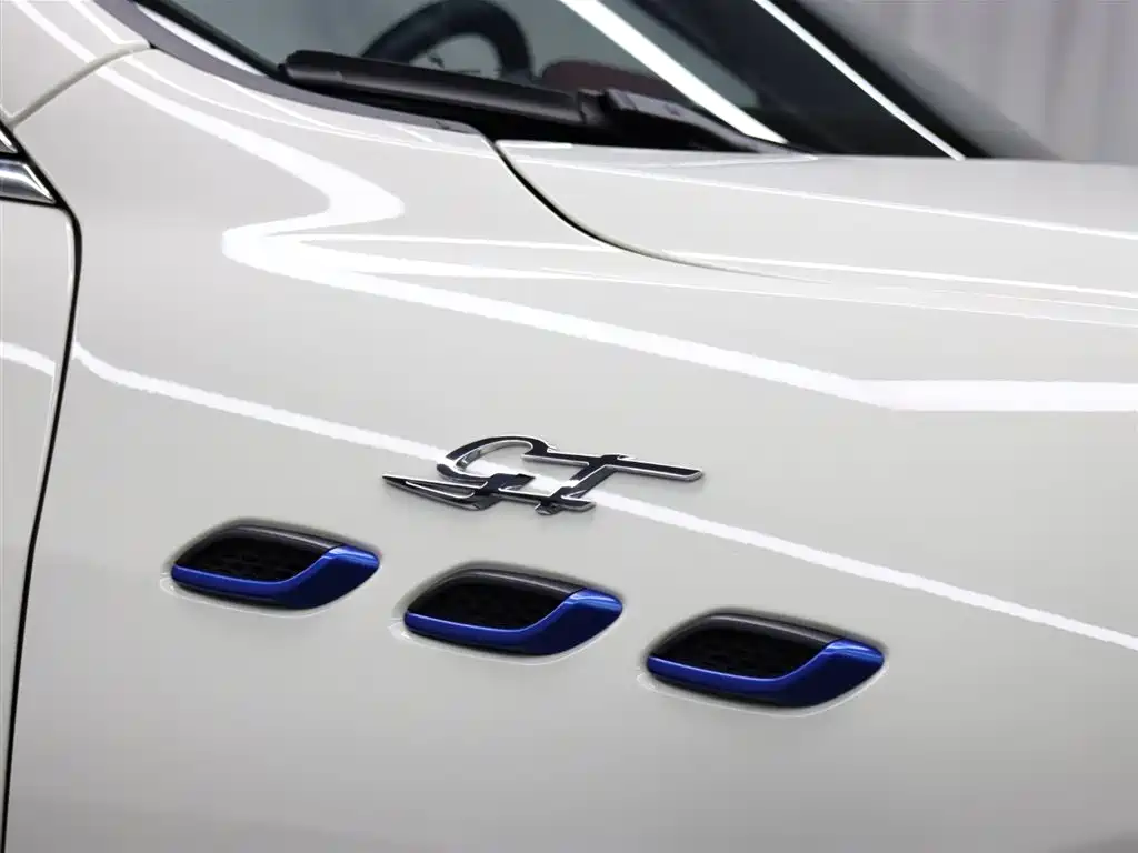 Levante 2022 2.0T GT Edition