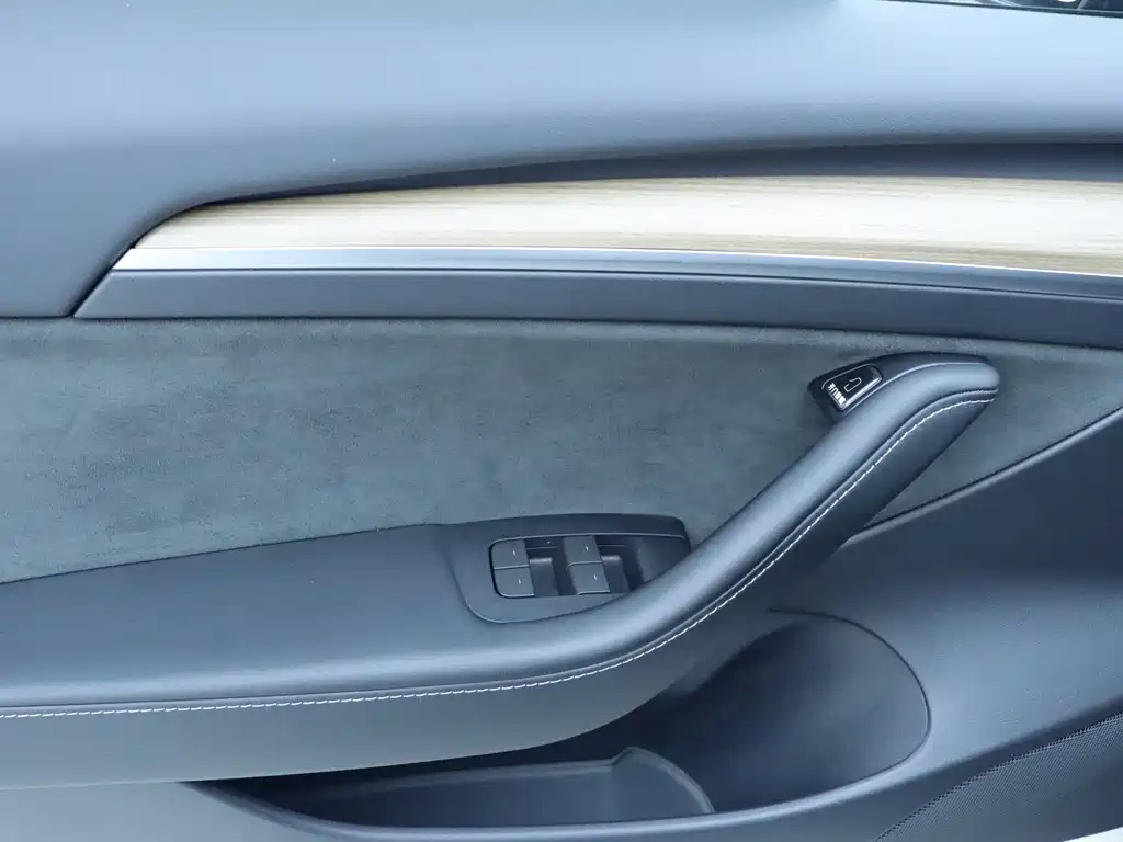 Model 3 Rear-Wheel Drive 2022