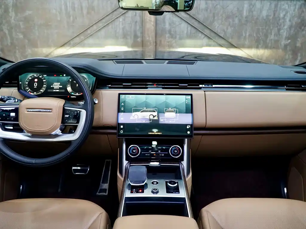 Range Rover 2023 3.0 L6 400PS Grandland Seven-Seat Extended Edition