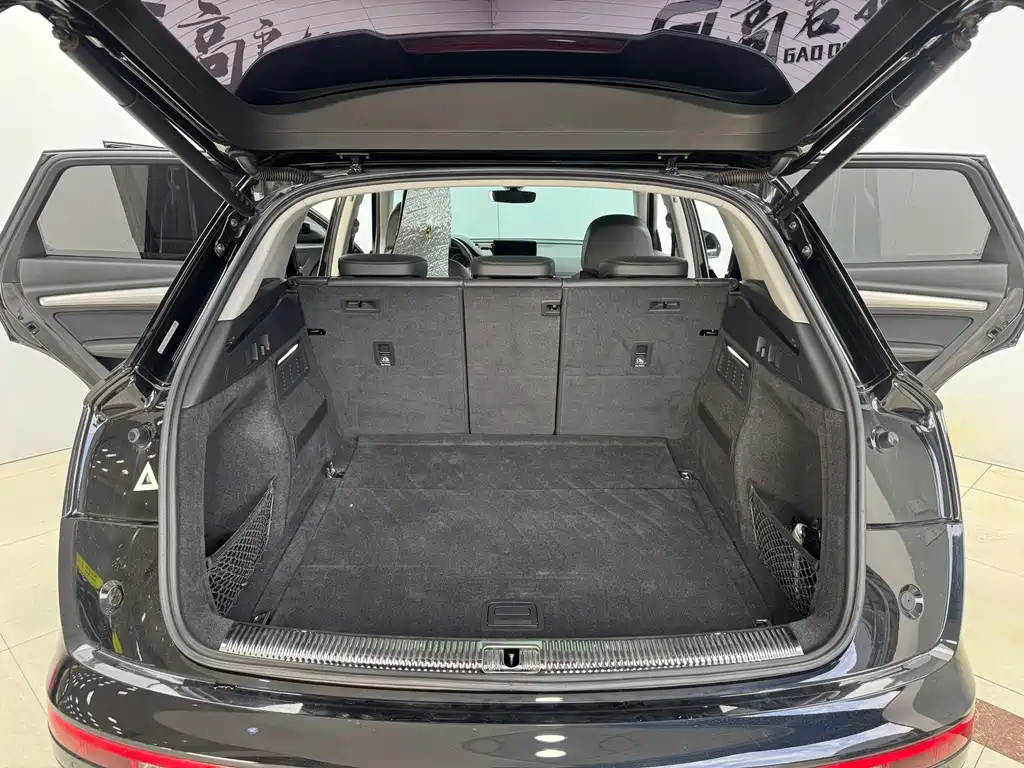 Audi Q5L 2020 45 TFSI Prestige Fashion Edition