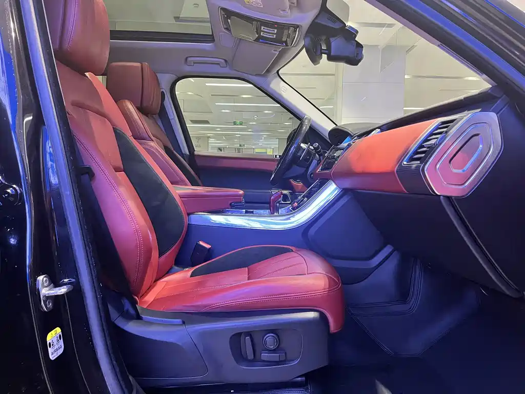 Range Rover Sport 2021 3.0 L6 Vogue Black Edition
