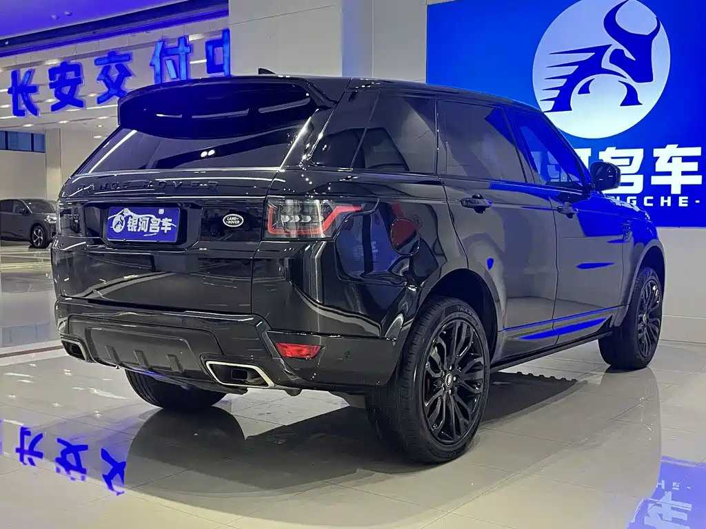 Range Rover Sport 2021 3.0 L6 Vogue Black Edition