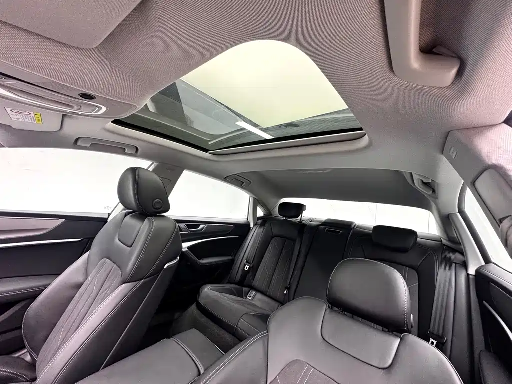 Audi A7L 2025 45 TFSI Luxury Edition