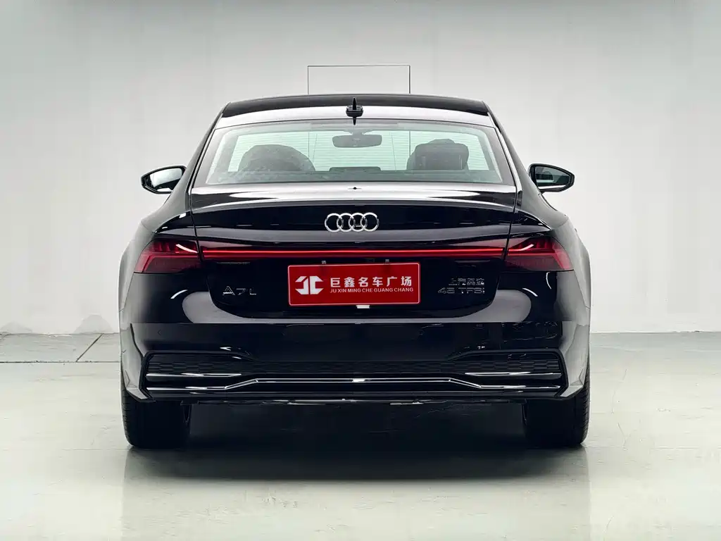 Audi A7L 2025 45 TFSI Luxury Edition