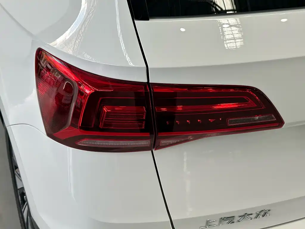 Tou岳 2021 280TSI Two-Wheel Drive Fashion Edition