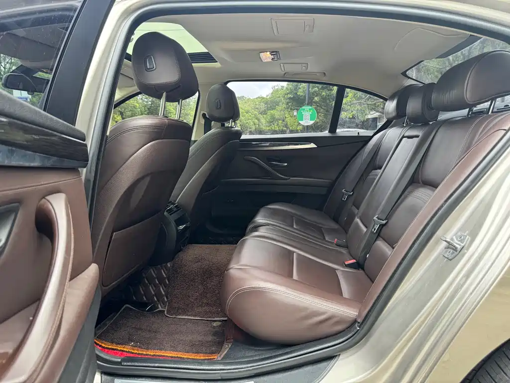BMW 5 Series 2014 525Li Luxury Design Package