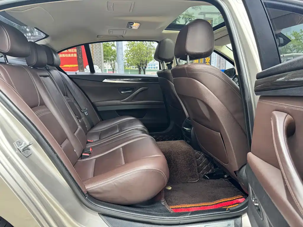BMW 5 Series 2014 525Li Luxury Design Package