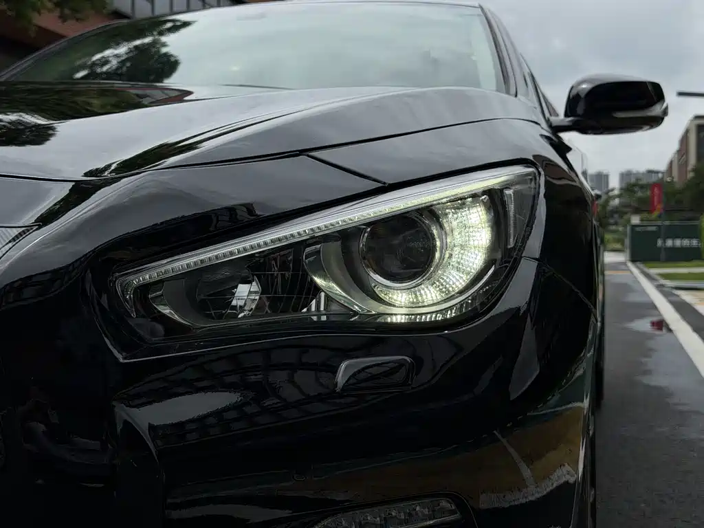 Infiniti Q50L 2018 2.0T Elegance Edition National VI