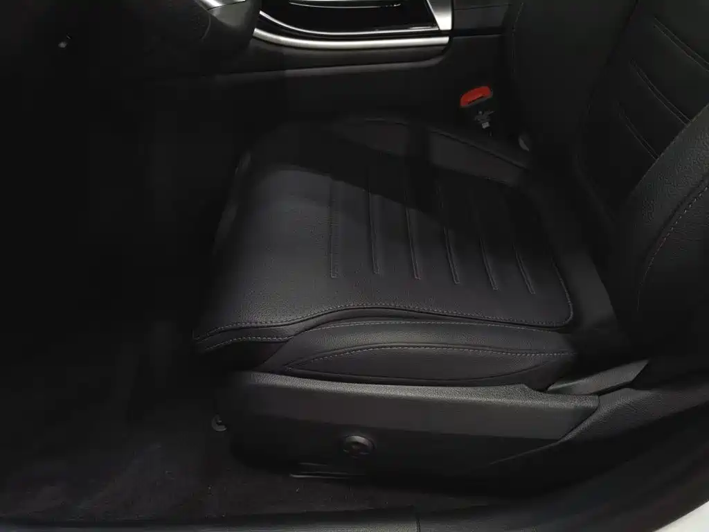 Mercedes-Benz C-Class 2026 Model C 200 L Sport Edition