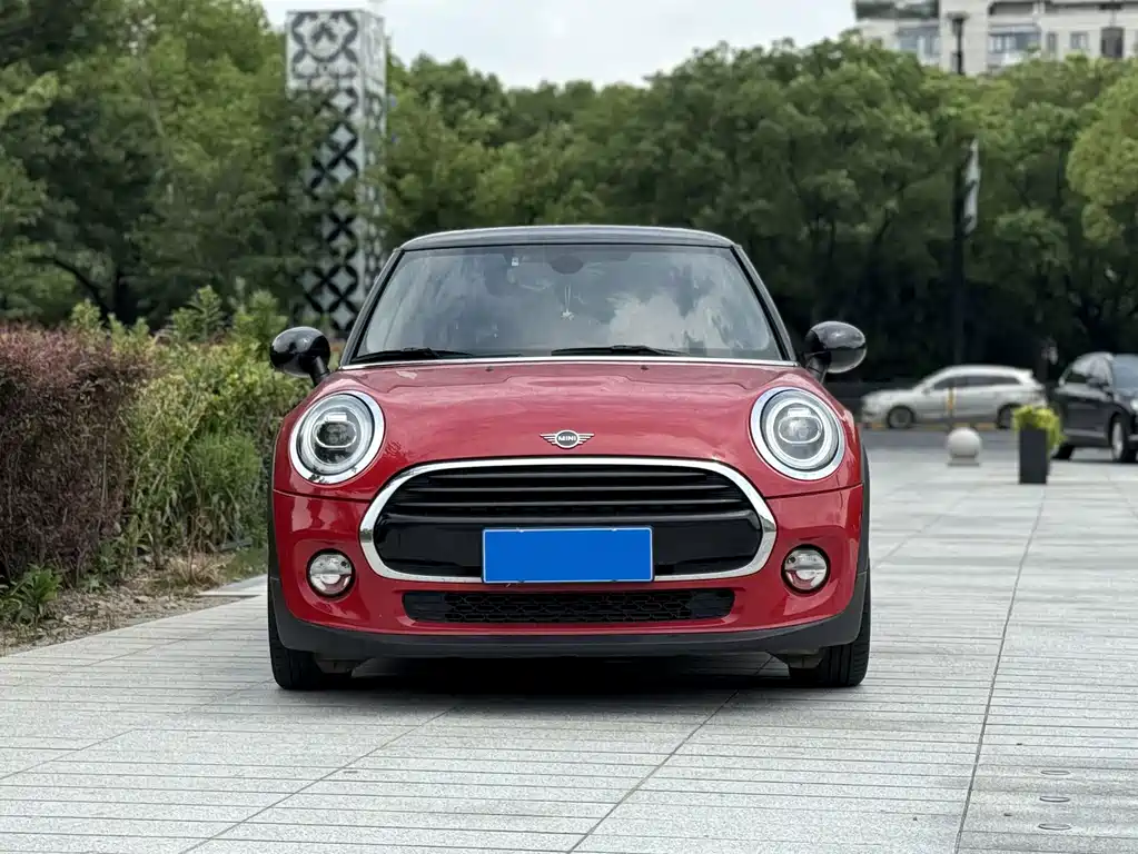 COOPER Classic 2018 1.5T