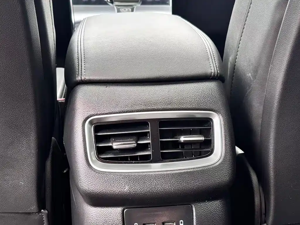 Hongqi H5 2022 Classic Edition Refurbished 1.8T Automatic Smart Link Qi Yun Version