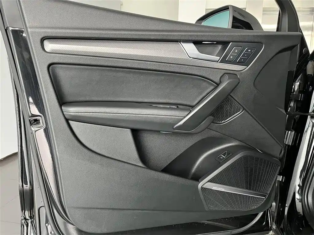 Audi Q5L 2022 45T Premium Dynamic Edition
