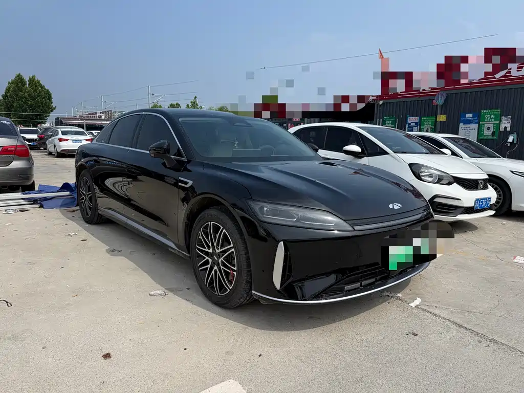 Fengyun A9L 2025 Edition 260 Ultra-long Range Prestige Version