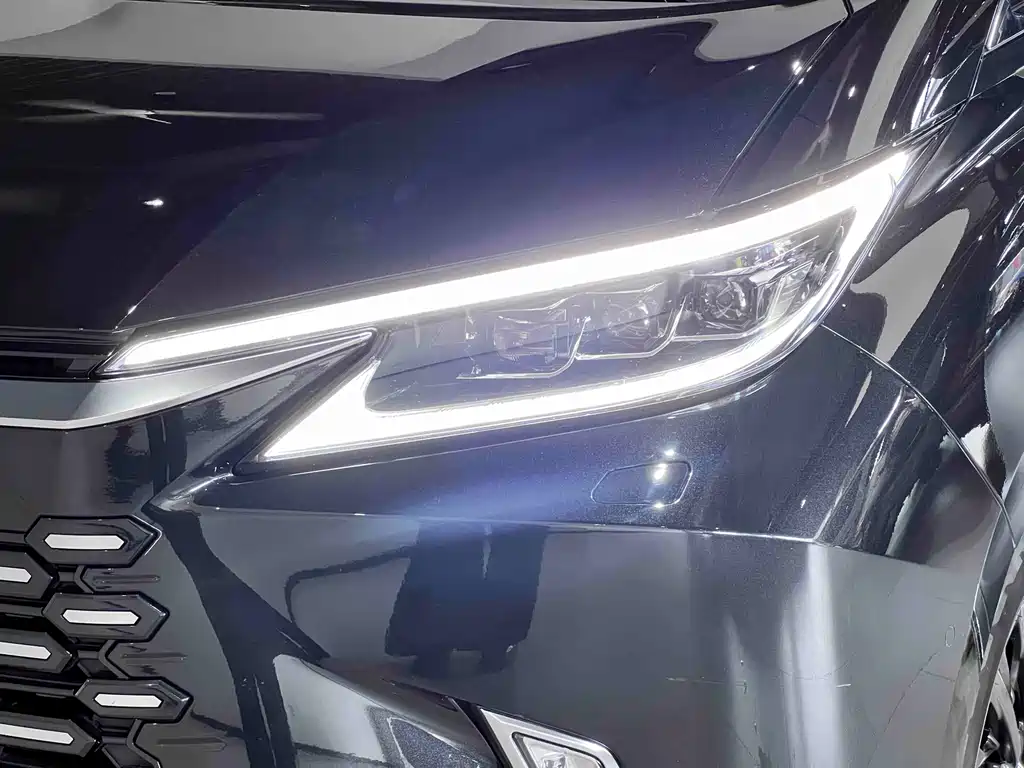 Lexus LM 2023 350h 7-Seat Grandeur Edition