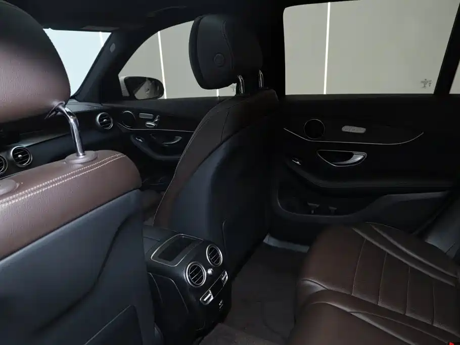 Mercedes-Benz GLC 2021 GLC 260 L 4MATIC Luxury Edition