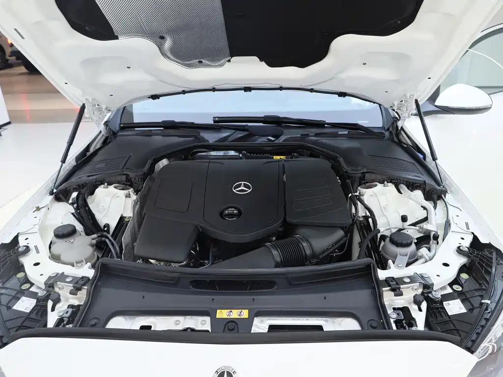 Mercedes-Benz C-Class 2022 Model Year Restyled C 260 L Sport Edition