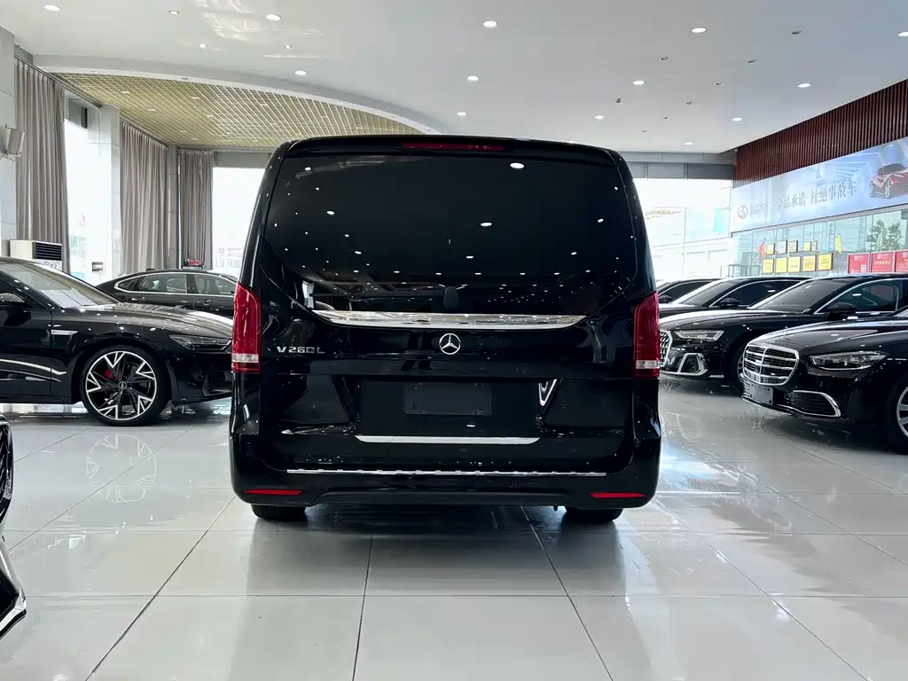 Mercedes-Benz V-Class 2021 260 L Long Wheelbase Luxury Edition