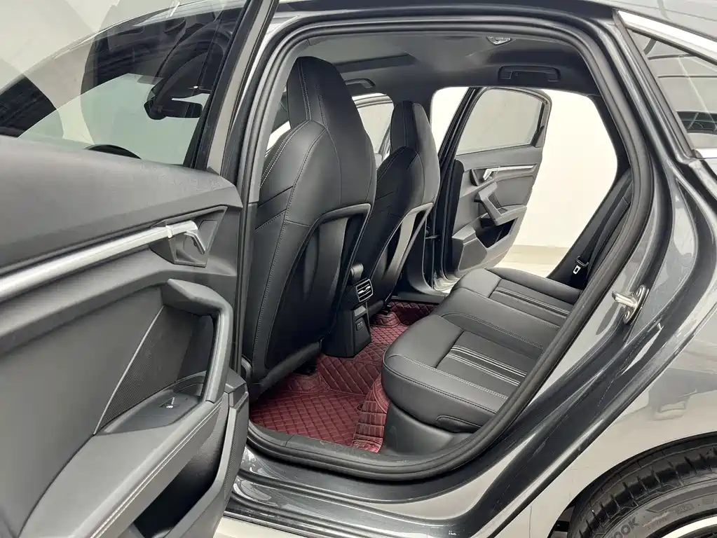 Audi A3 2023 Facelift A3L Limousine 35 TFSI Sporty Style