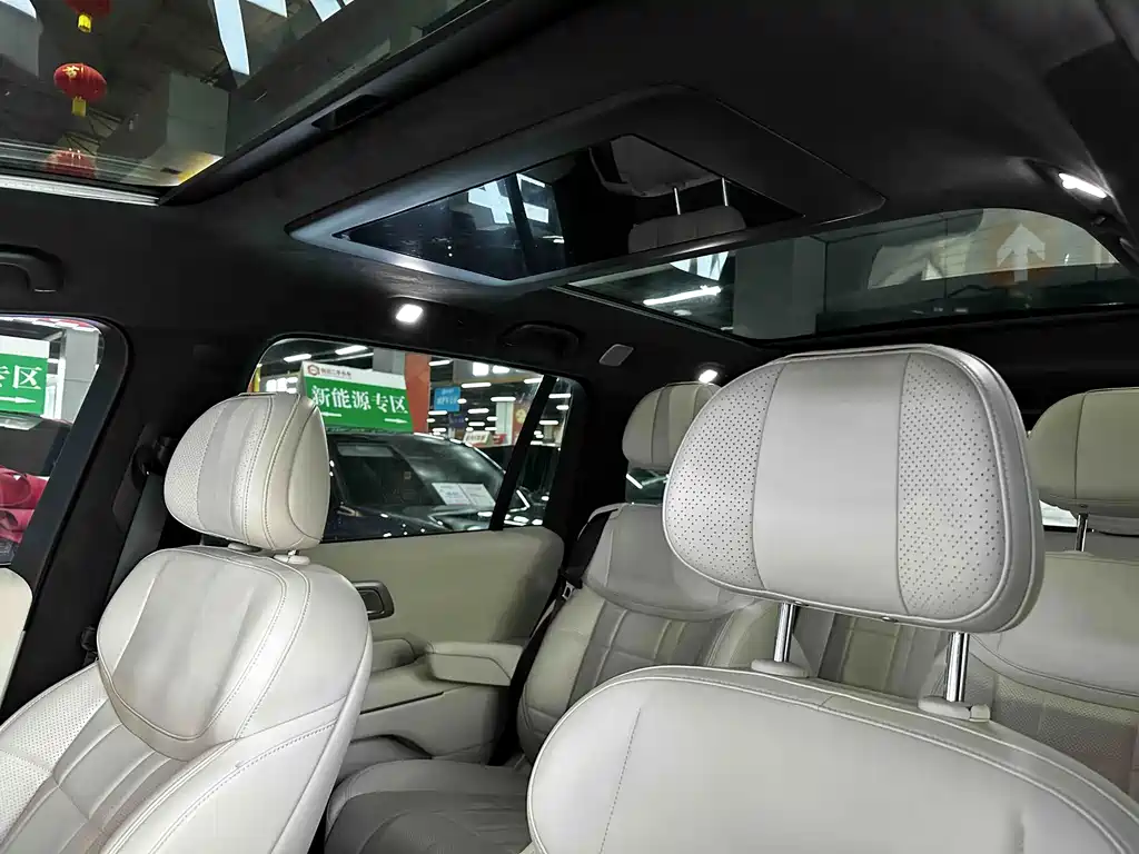 Shenlan S09 2025 Edition Four-Wheel Drive Ultra+ High-End Version