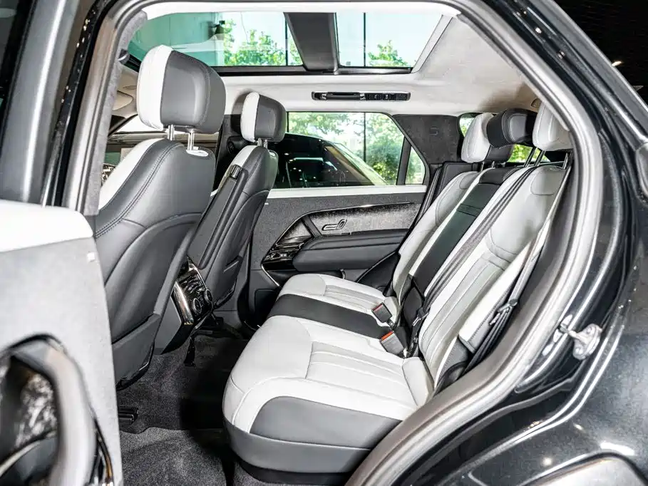 Range Rover Sport P510e Plug-in Hybrid First Edition 2023