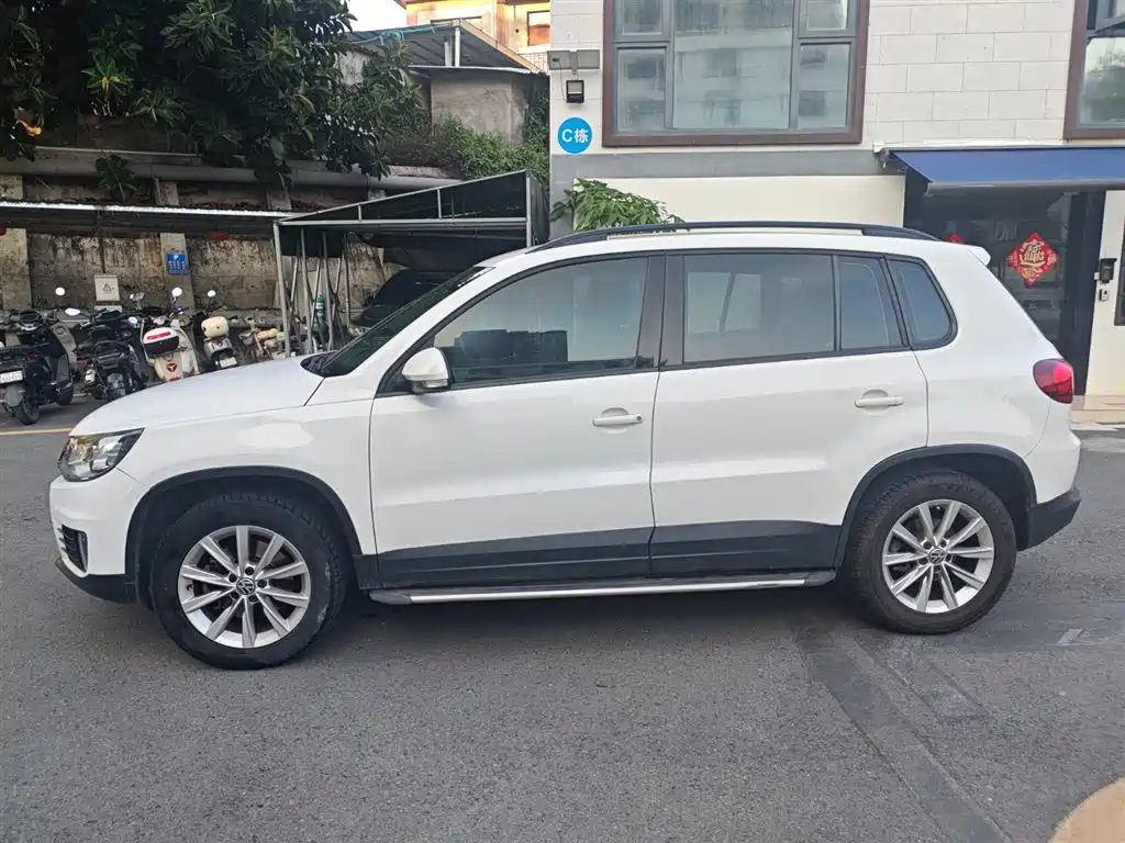 Tiguan 2015 1.8TSI Automatic 2WD Comfort Edition