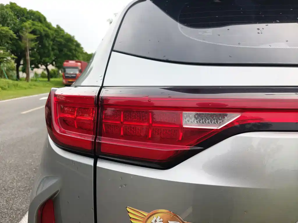 Haval H5 2021款 激擎版 1.5T 黄金兔