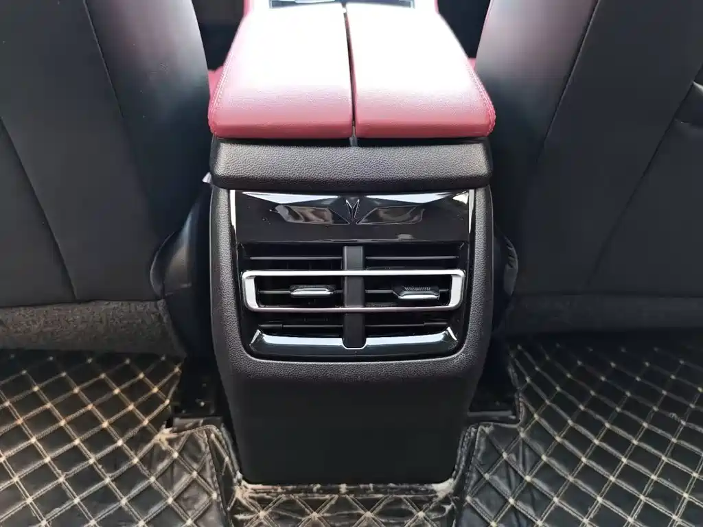 Chang'an CS85 COUPE 2019 2.0T Automatic Premium Version National V
