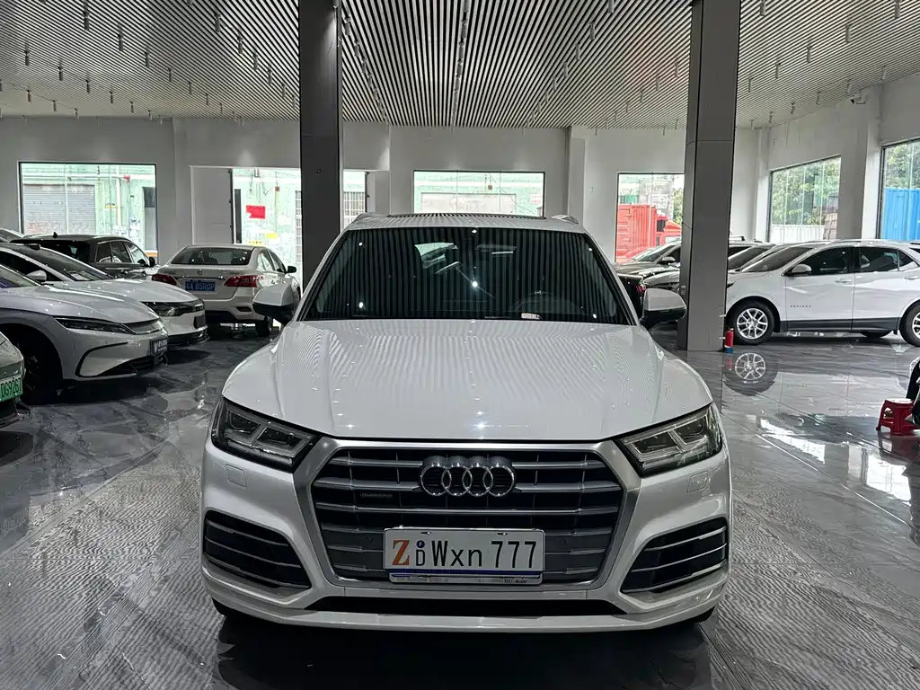 Audi Q5L 2018 45 TFSI Premium Fashion Edition National V