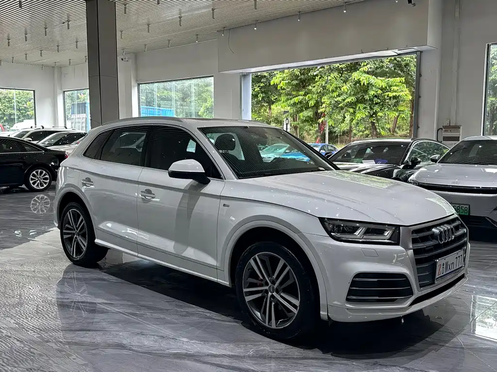 Audi Q5L 2018 45 TFSI Premium Fashion Edition National V