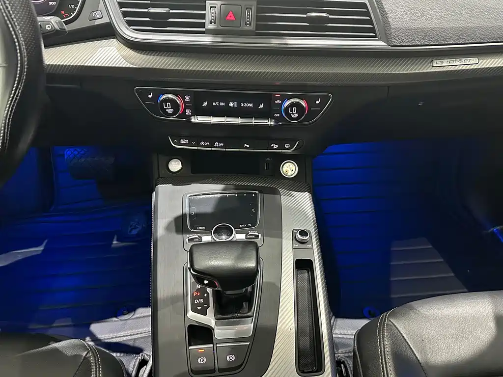 Audi Q5L 2018 45 TFSI Premium Fashion Edition National V