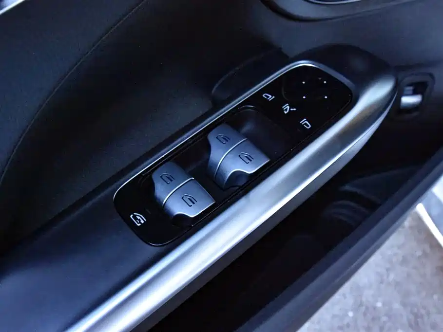 Mercedes-Benz C-Class 2023 C 200 L Sport Edition