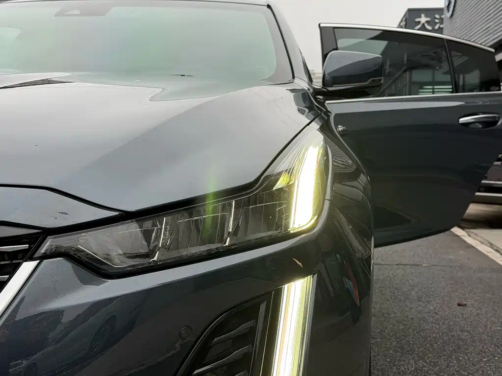 Cadillac CT5 2021 Model Year Restyled 28T Luxury Edition