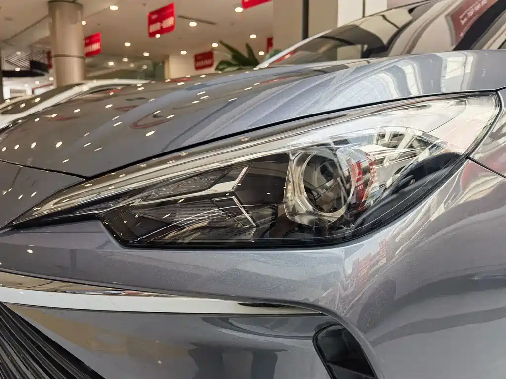 Roewe i5 2023 Model 1.5L CVT Luxury Edition