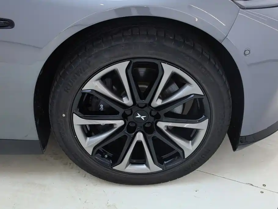 Xpeng P7 2021 480E