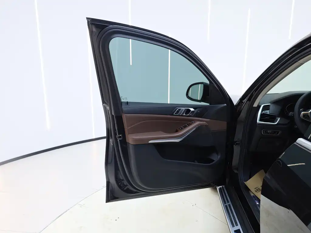 BMW X5 (Import) 2019 model xDrive40i M Sport Package