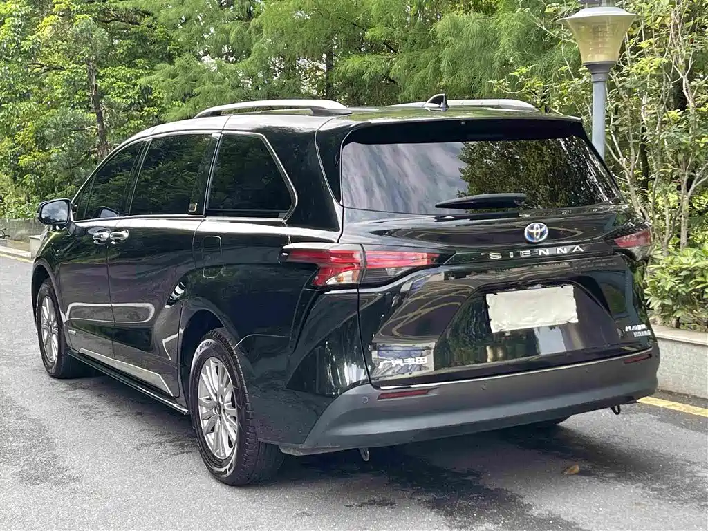 Sienna 2021 2.5L Hybrid Comfort Edition