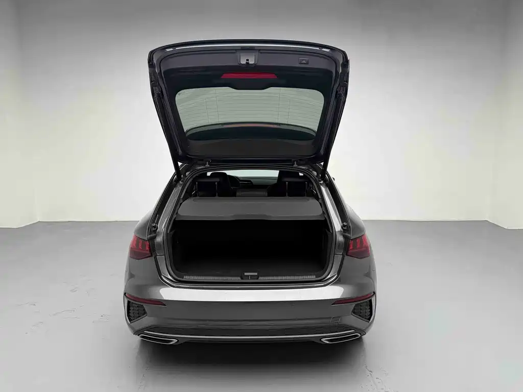 Audi A3 2024 Sportback 35 TFSI Fashion Sport Edition