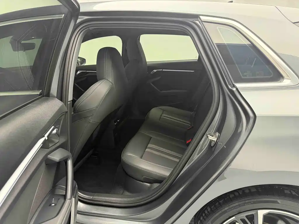 Audi A3 2024 Sportback 35 TFSI Fashion Sport Edition