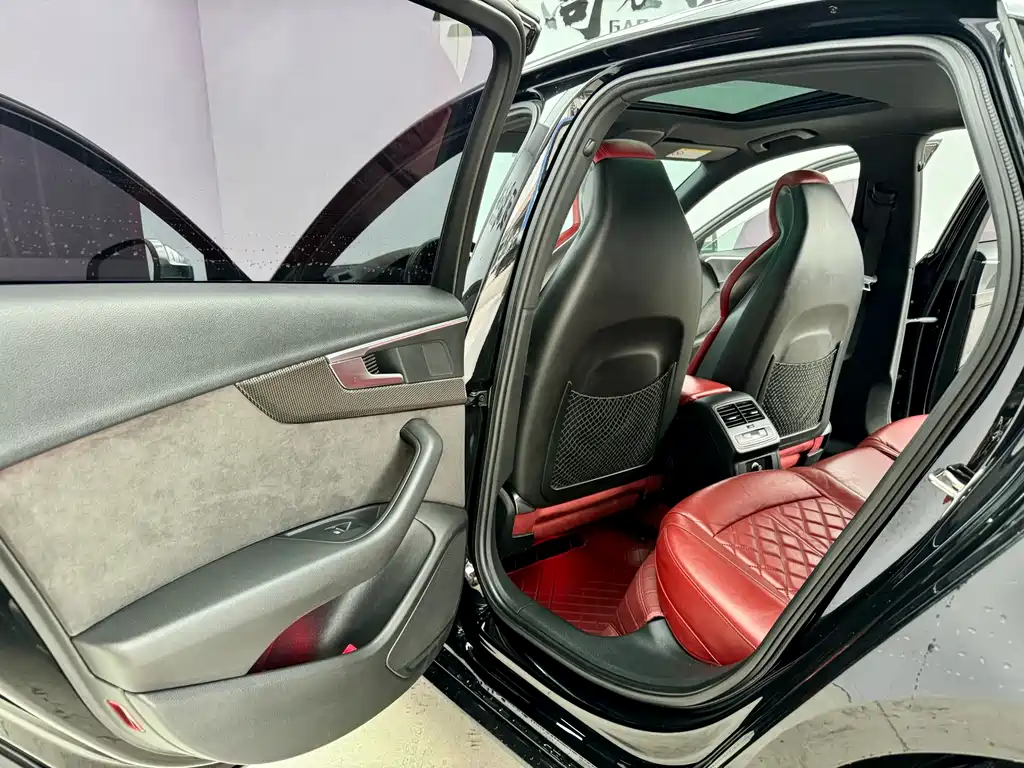 Audi S4 2018 model S4 3.0 TFSI