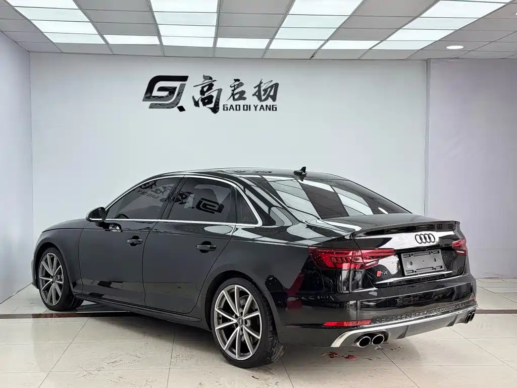 Audi S4 2018 model S4 3.0 TFSI
