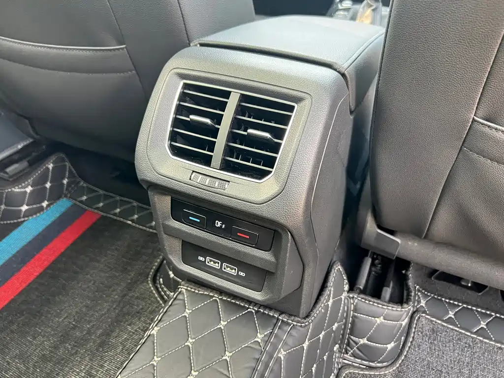 Tayron 2019款 Zhongtu Edition 280TSI Two-wheel Drive Luxury Version National VI