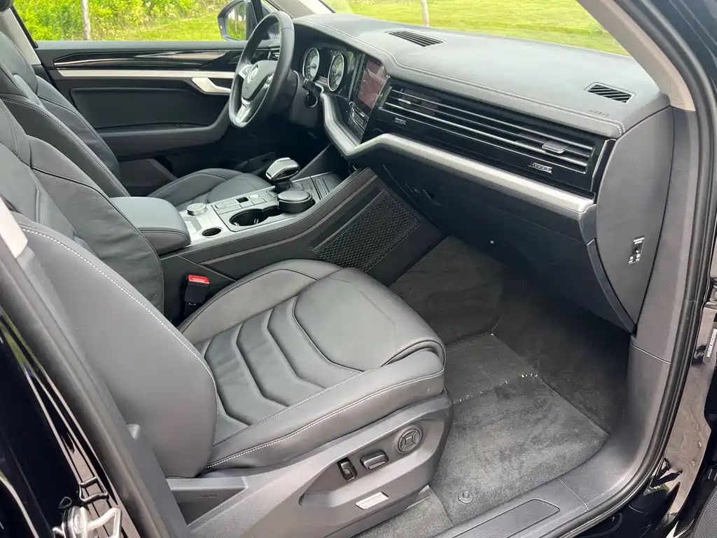 Touareg 2019 2.0 TSI Leading Edition National VI