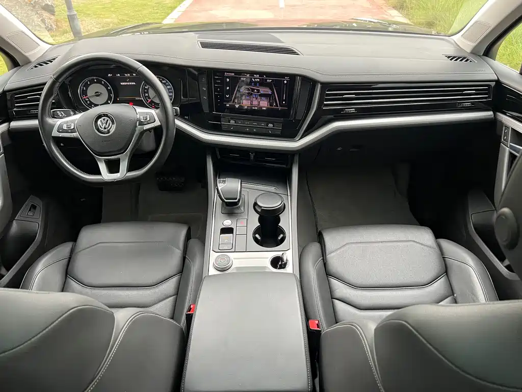 Touareg 2019 2.0 TSI Leading Edition National VI