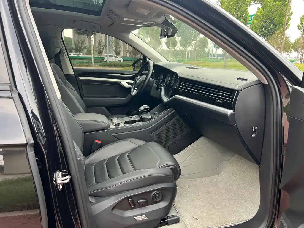 Touareg 2019 2.0 TSI Leading Edition National VI