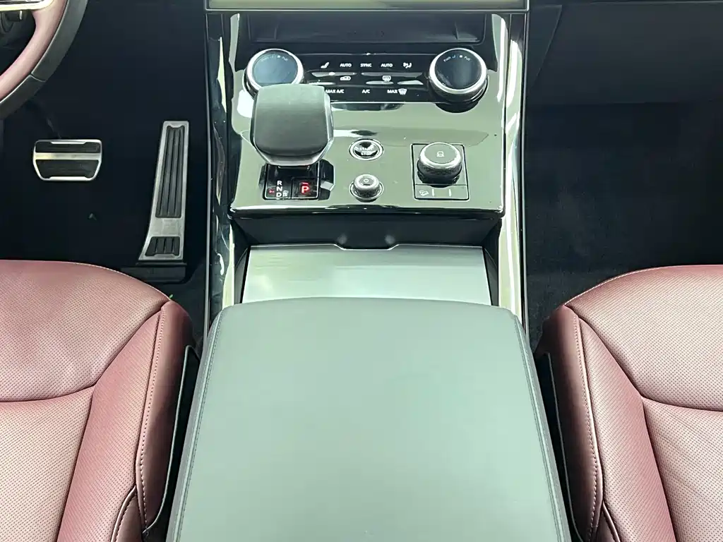 Range Rover Sport 2023 400PS Dynamic HSE